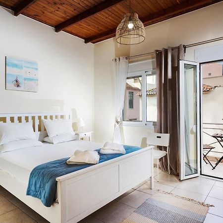 Kd'S - Apartment Hriszí Aktí Haniá Kültér fotó